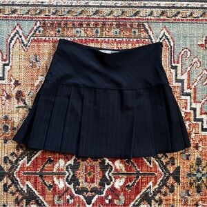Vintage Black Pleated Mini Skirt